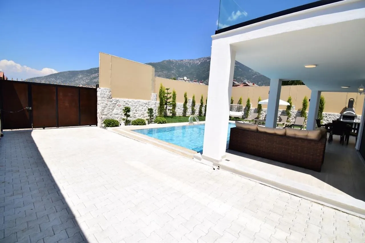 La Marbella Villa Fethiye 0*,