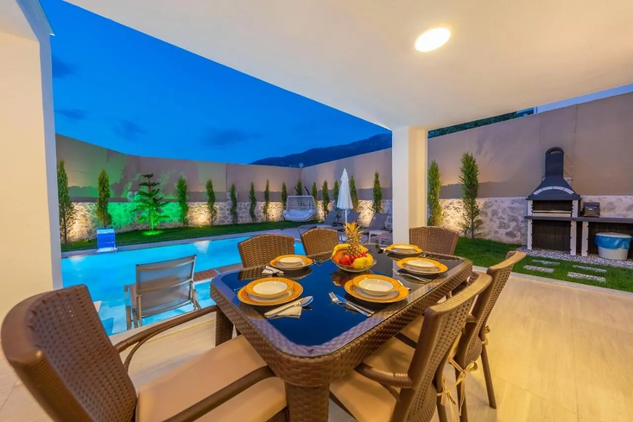 La Marbella Villa Fethiye 0*,